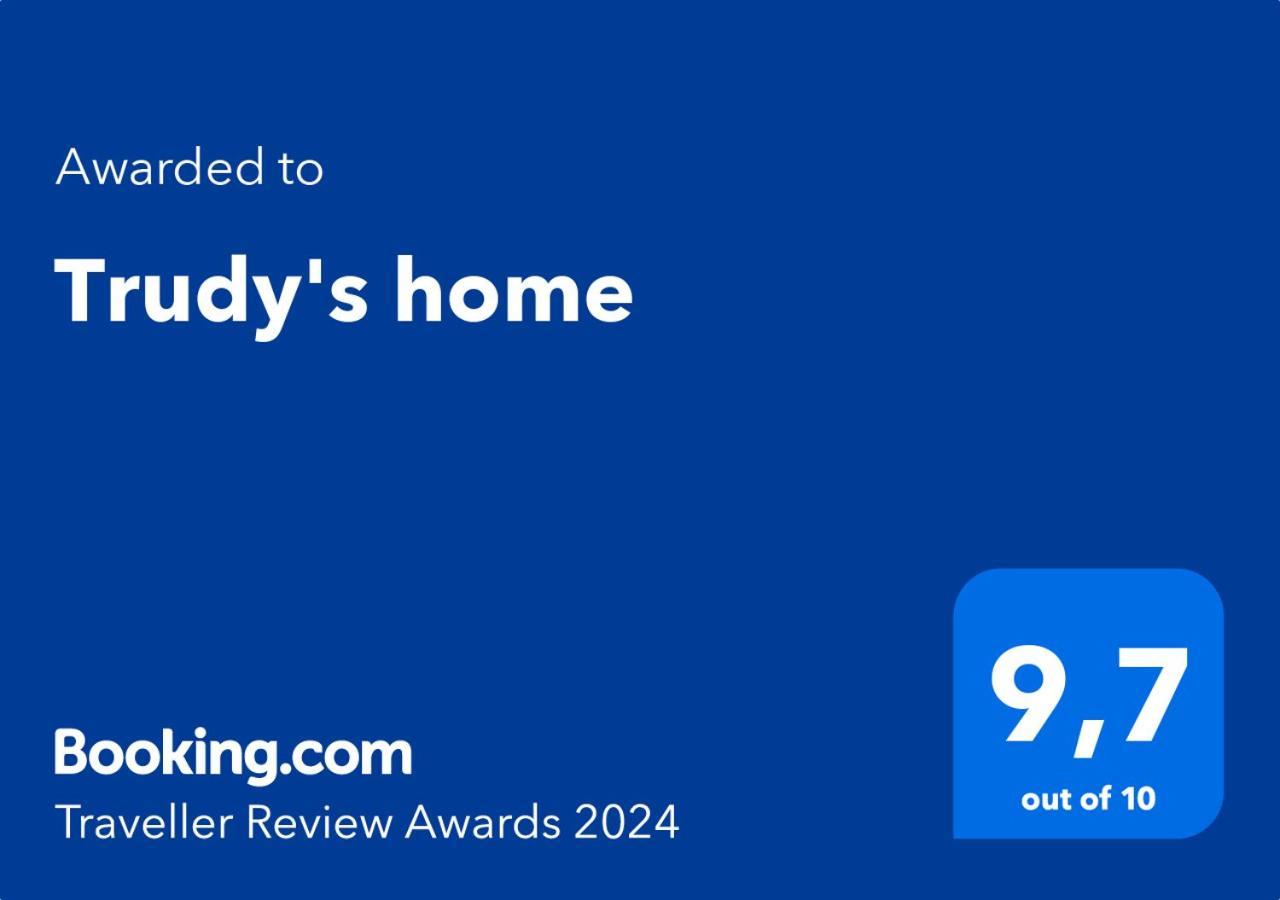 Trudy'S Home أوستوني المظهر الخارجي الصورة